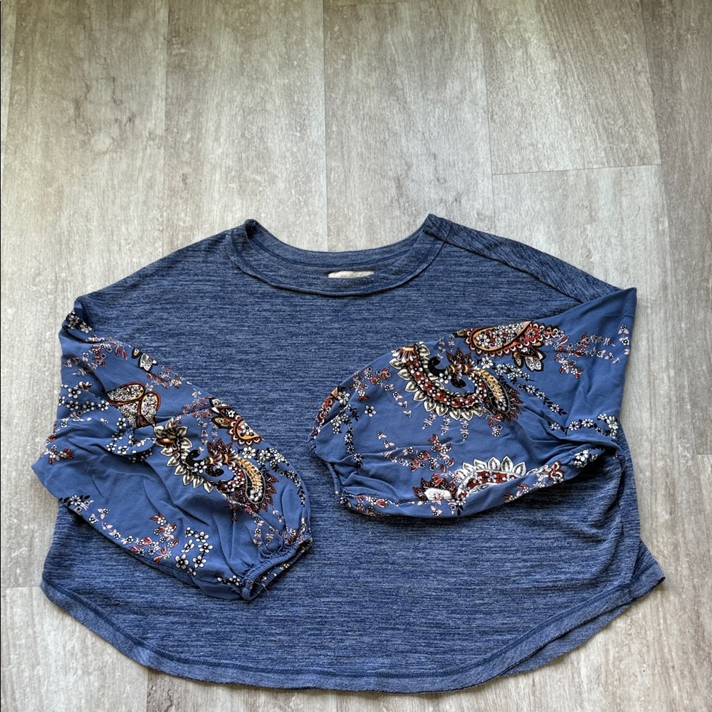Wonderly girls denim blue knit top with sheer blue flowered long sleeves
